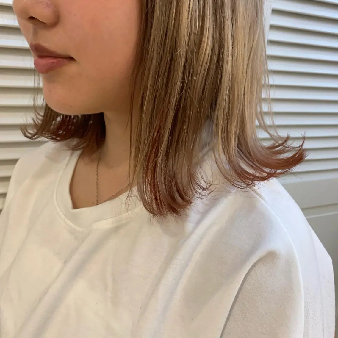カラー 天野 利咲のヘアスタイル