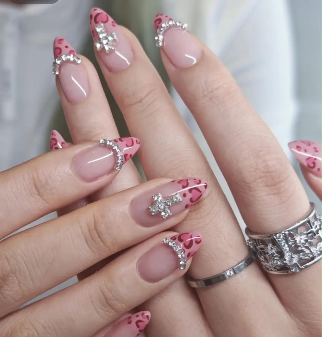 ネイル ハンドネイル 🎀 Ayaka_nailのネイルデザイン