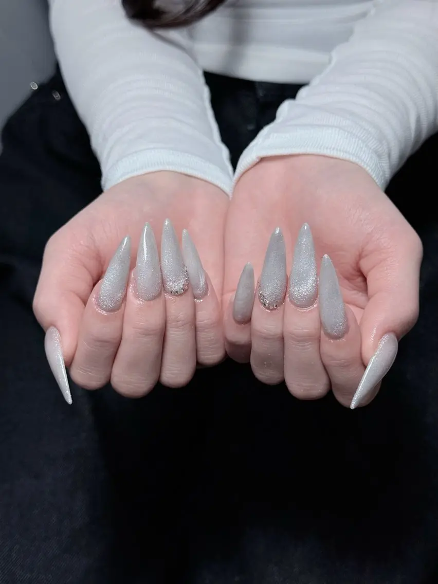 ネイル ボルドー チークネイル 長さ出し フレンチネイル ジェルネイル ハンドネイル VANI Belle Nailのネイルデザイン
