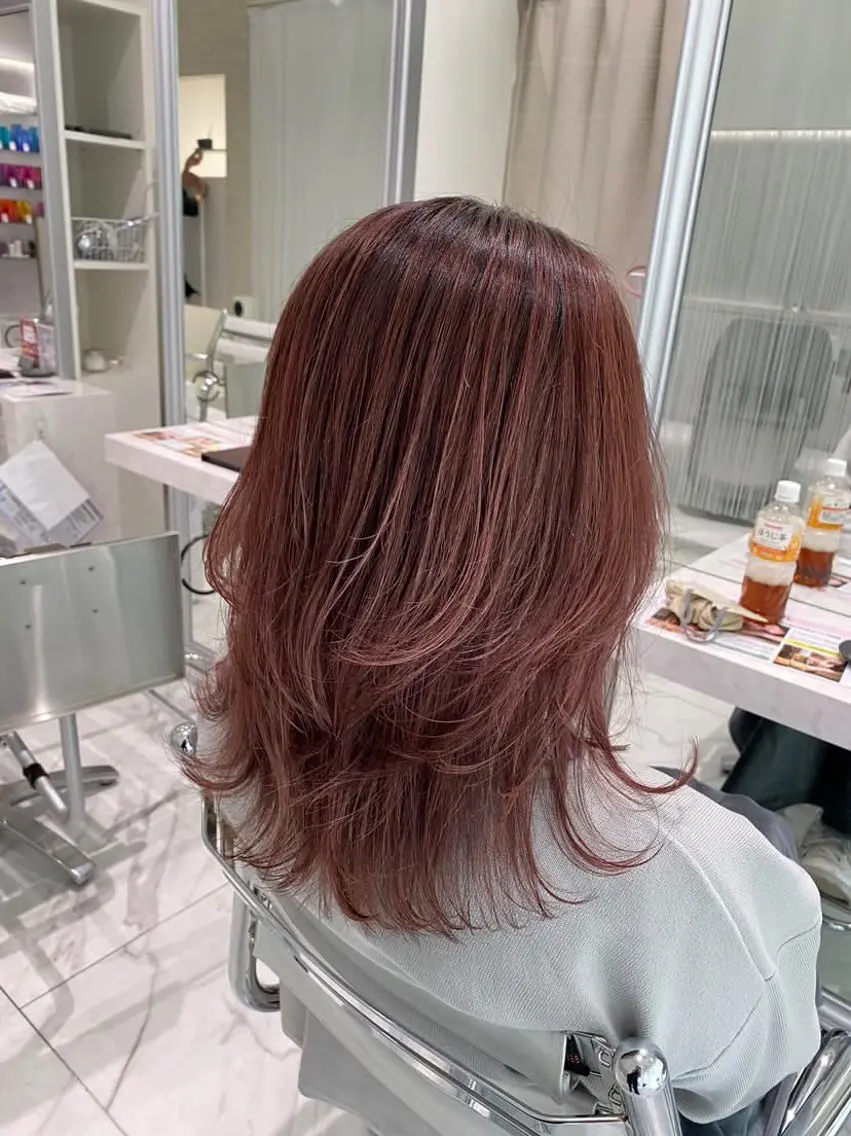 セミロング カラー ハイライトカラー ハイライト 村泉 心のヘアスタイル