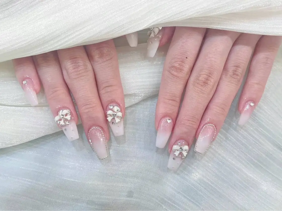 ネイル アートネイル フラワーネイル フットネイル ジェルネイル マグネットネイル Babarla Nailのネイルデザイン