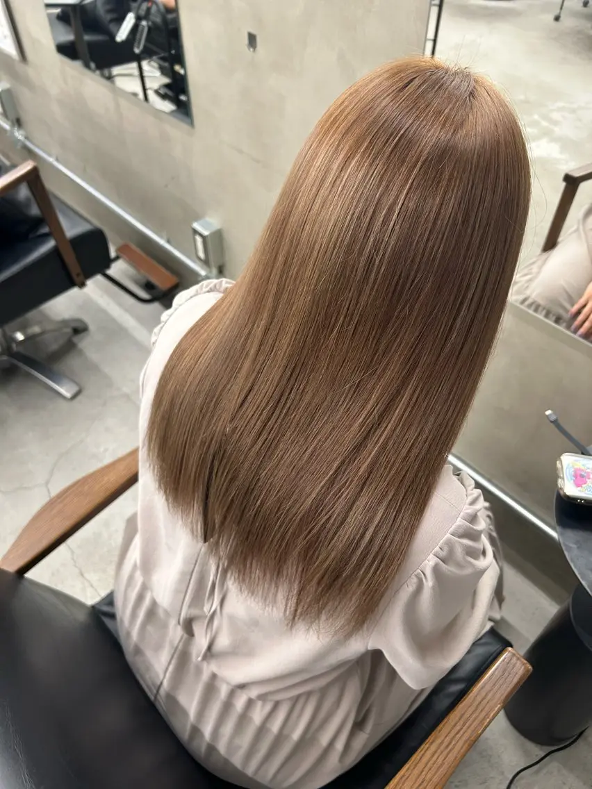 カラー 中澤 友仁のヘアスタイル