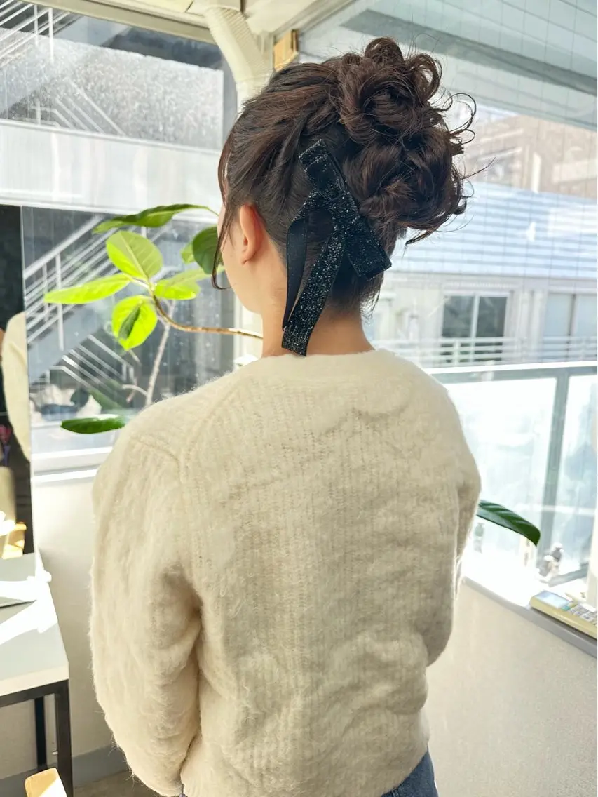 ヘアアレンジ ヘアセット レイヤーカット🪄 耳ツボ🎀Ayumiのヘアスタイル