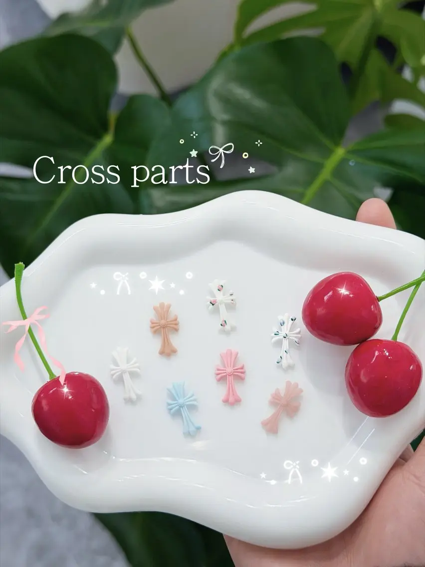 店内サンプルから選べる♪トレンドネイル🍒の写真