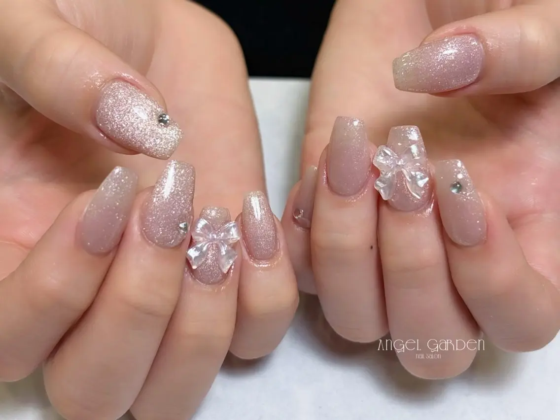 ネイル フラッシュネイル フラッシュマグ ピンク ハンドネイル めぐ 💫ワンホンネイルのネイルデザイン