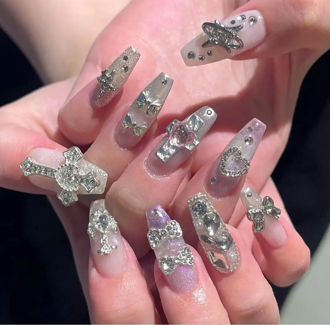 ネイル アートネイル オーロラネイル チークネイル フレンチネイル ガラスフレンチ ハンドネイル 🎀🎀YooLi Nail Salonのネイルデザイン