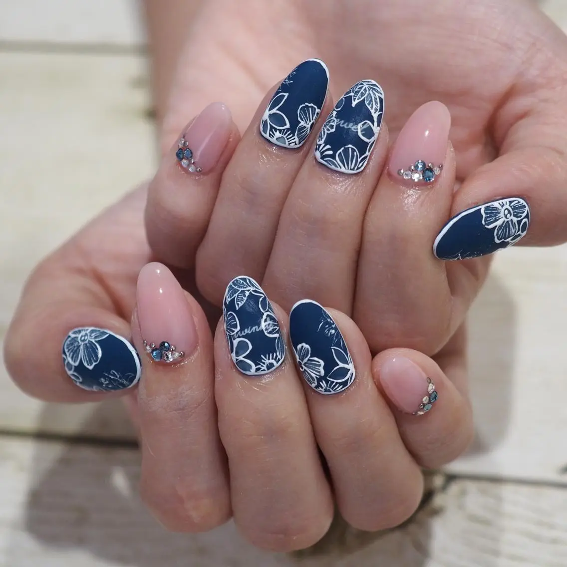 ネイル ハンドネイル nailroom- KANOAのネイルデザイン