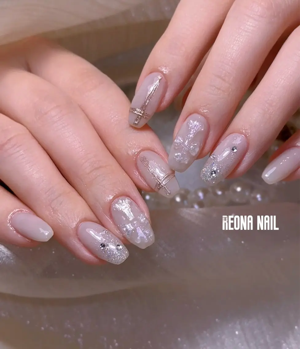ネイル ジェルネイル ハート マグネットネイル ミラーネイル パラジェル Reona Nailのネイルデザイン