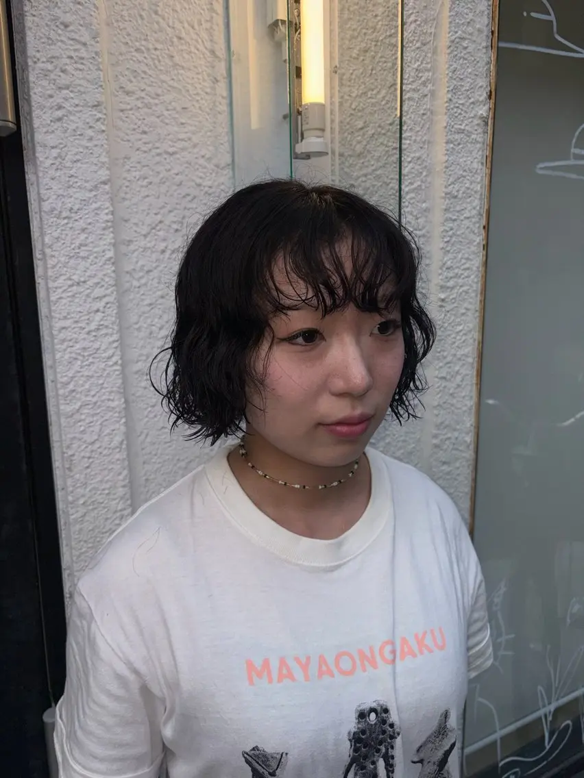 ショート パーマ カット momo / カラー、カットモデルのヘアスタイル