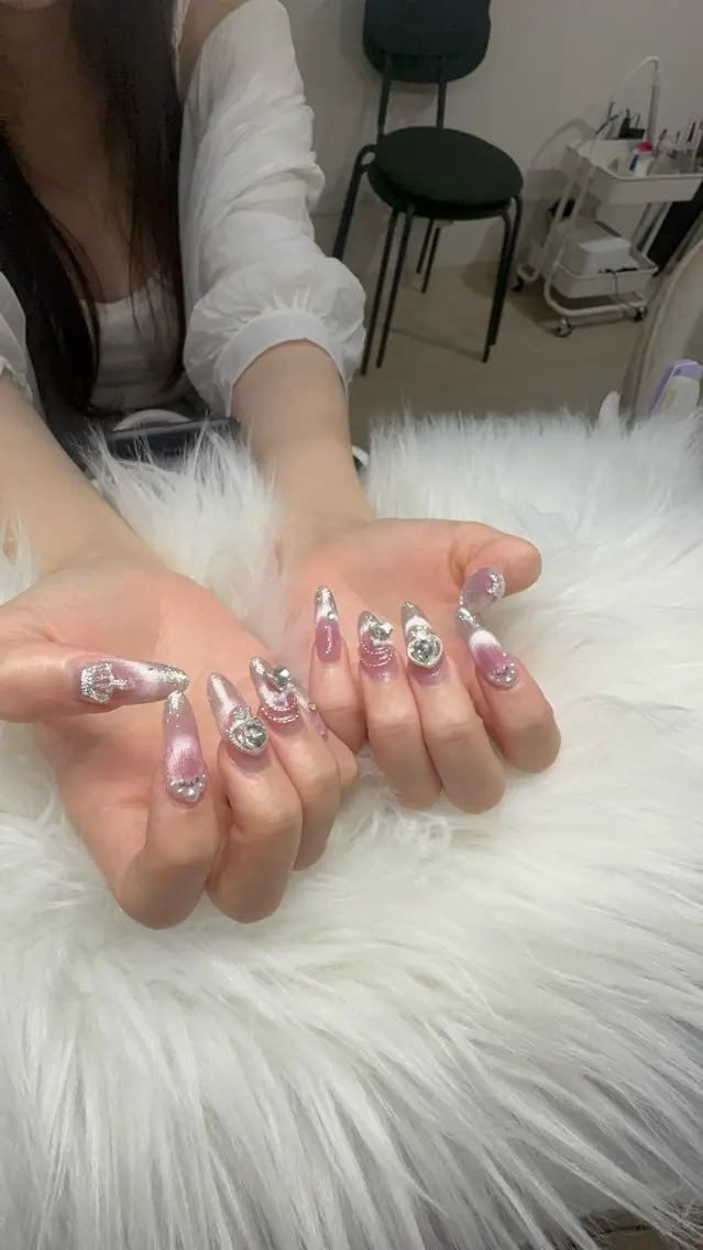 ネイル Mokanail サロンのネイルデザイン