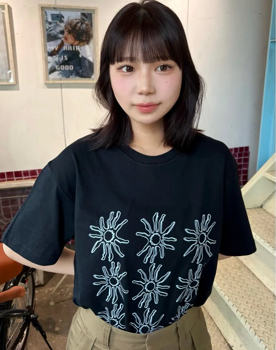 カラー MI KUのヘアスタイル