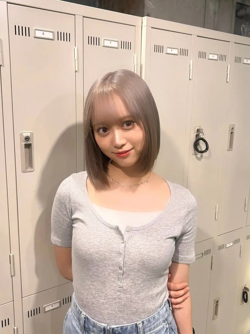 ショート カラー 切りっぱなしボブ ブリーチ ケアブリーチ ダブルカラー グレージュ 【縮毛矯正ブリーチ】 MANATO🌈のヘアスタイル