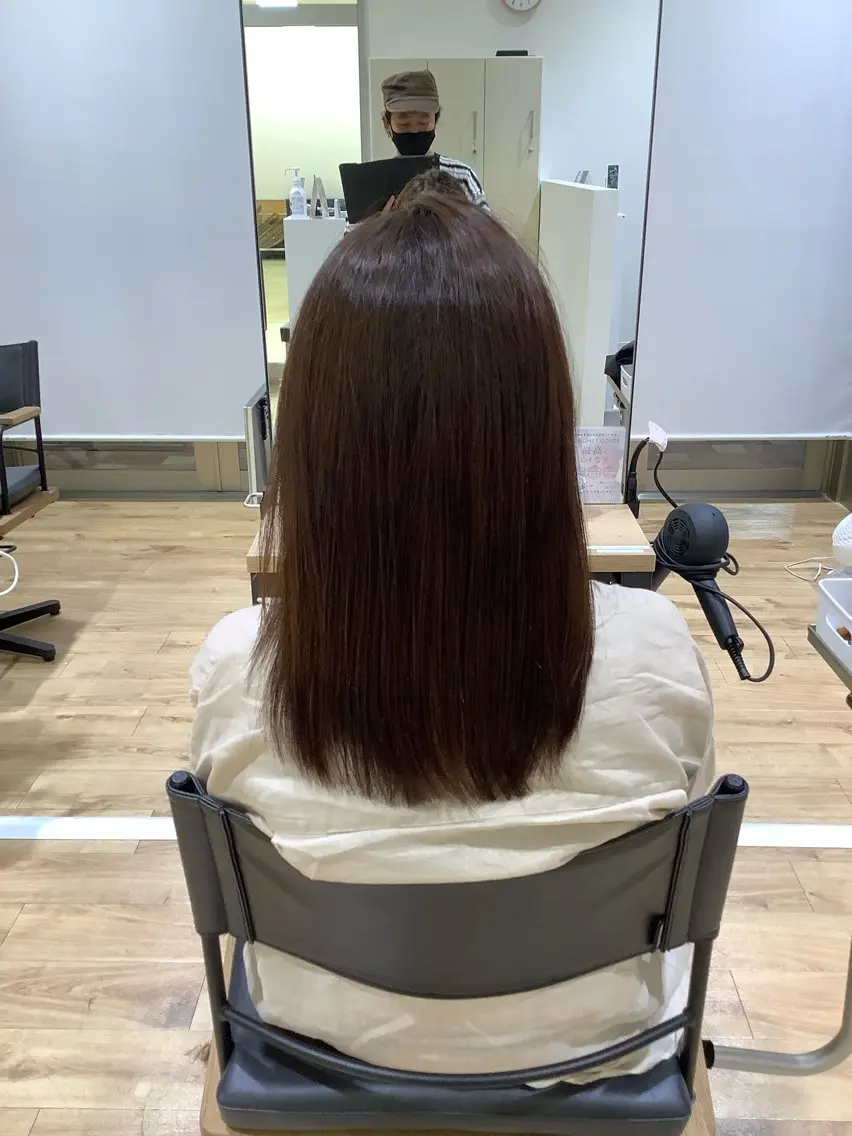 セミロング カラー パーマ カット ヘアカラー 髪質改善縮毛矯正 美容師✂️山崎竜二のヘアスタイル