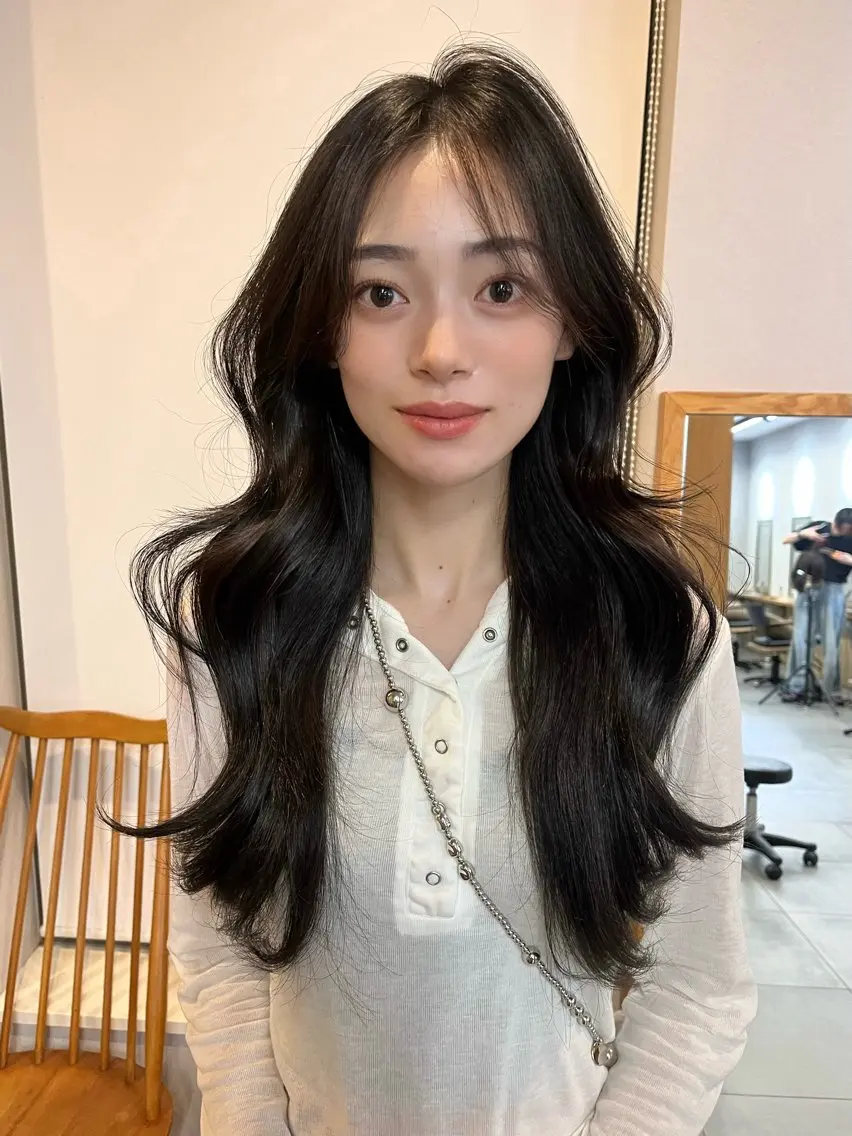 ロング カット ヘアカラー 韓国ヘア/ マナミ🇰🇷🩶のヘアスタイル