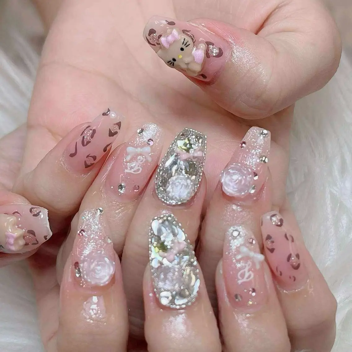 ネイル ハンドネイル ANH NAIL ゴテゴテ専門店💎のネイルデザイン