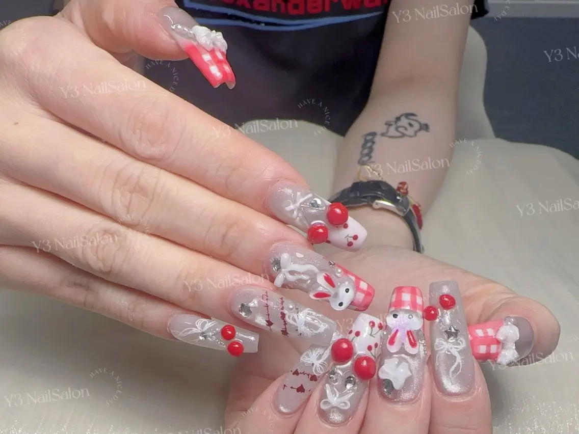 ネイル 長さ出し ガーリー 韓国ネイル ミラーネイル ピンク ハンドネイル Y3 NailSalonのネイルデザイン