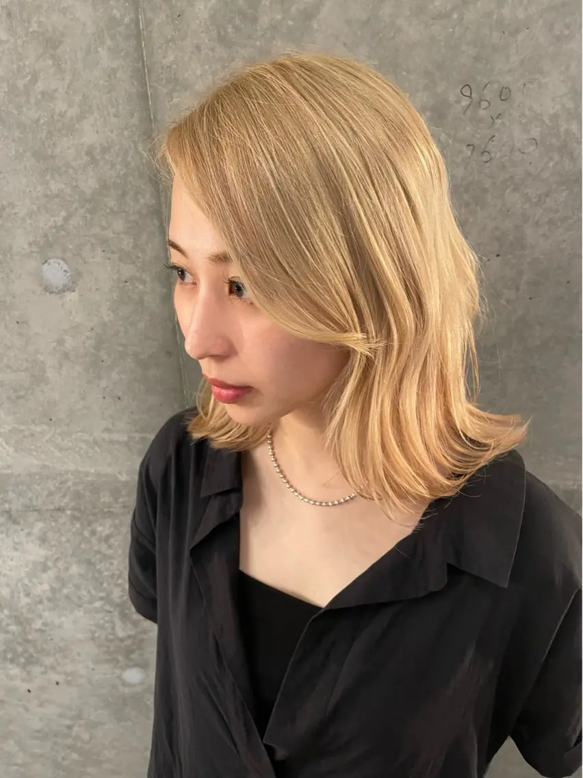 ミディアム ボブ カット ヘアカラー トリートメント マツノ ユウキのヘアスタイル