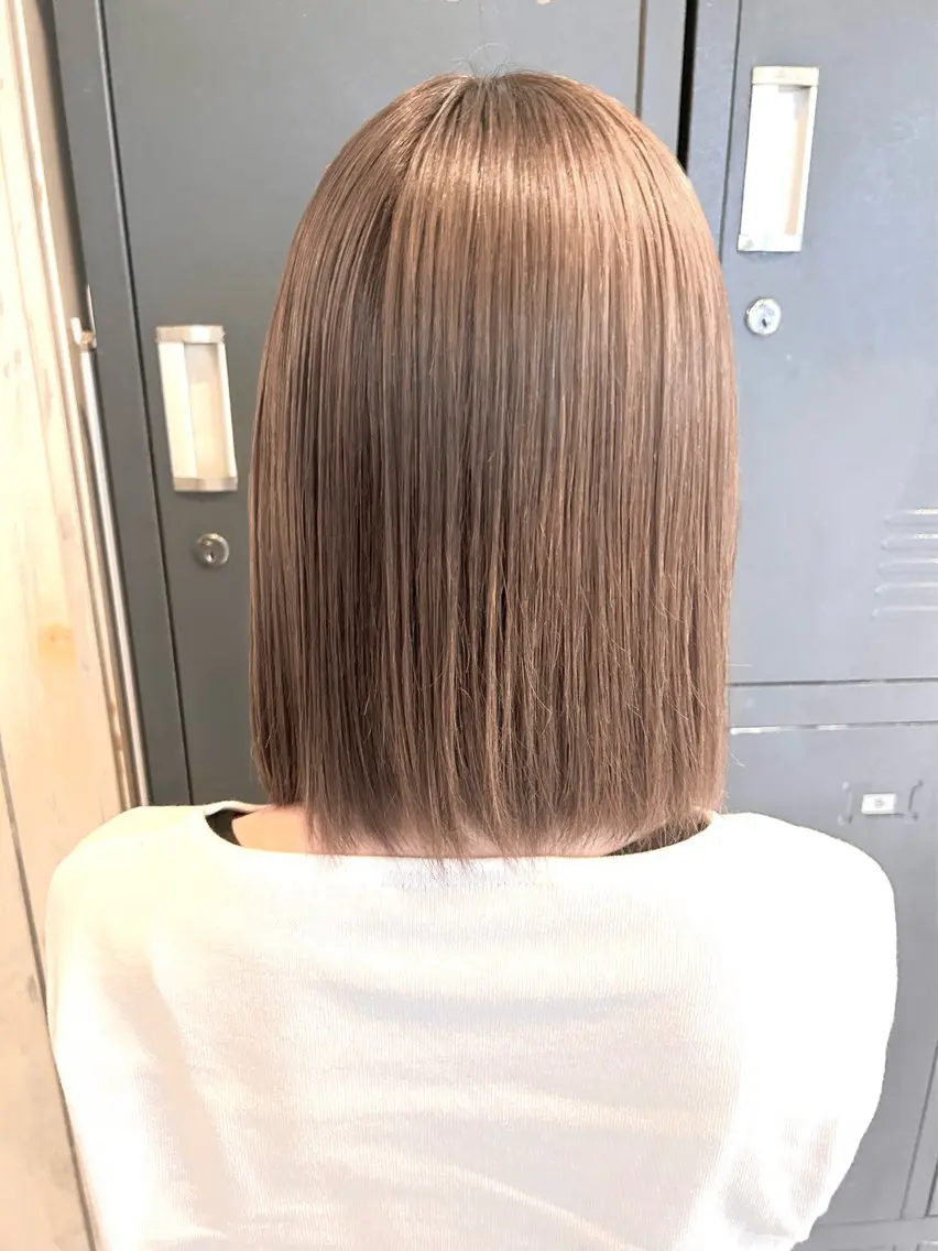 ショート ヘアカラー トリートメント 高津 千慧のヘアスタイル