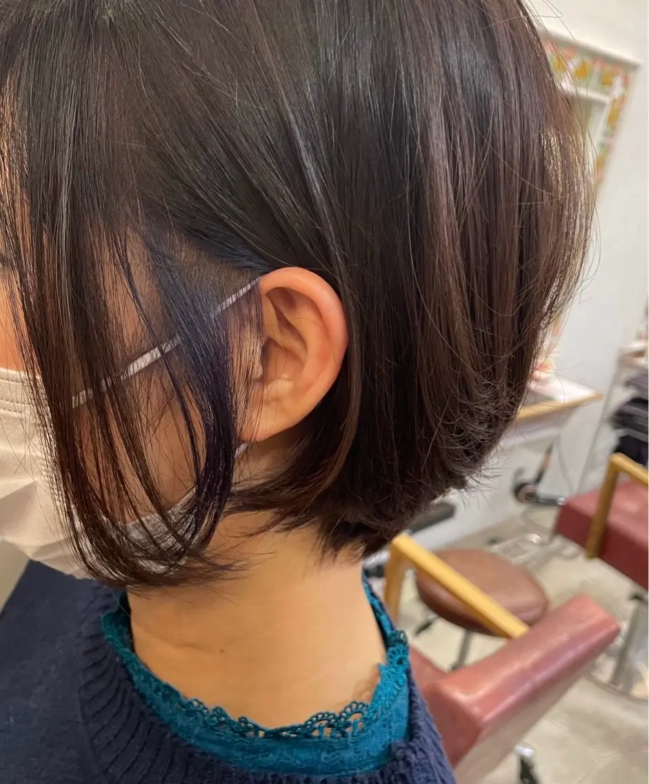 ショート カラー アッシュ ブルーカラー ヘアカラー 丹 優菜のヘアスタイル