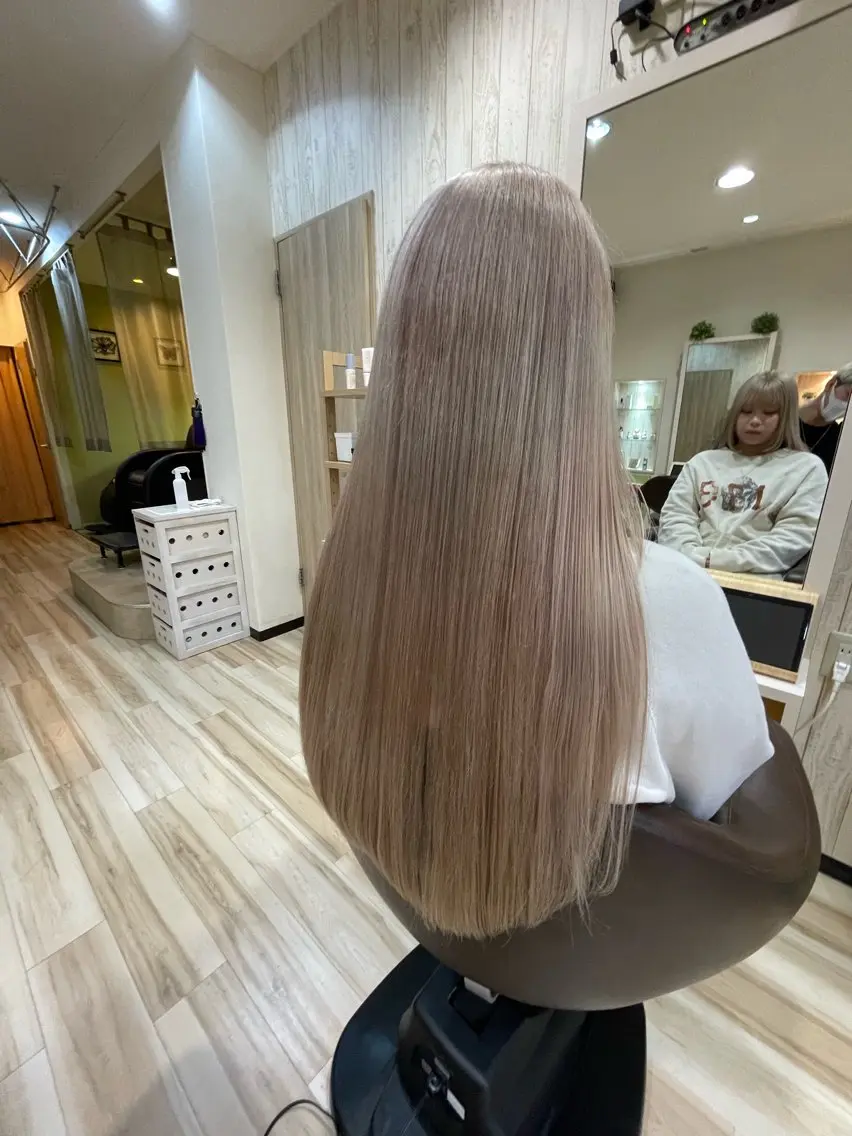 ロング カラー ベージュカラー ブリーチ 🌈派手髪ハイトーン 🌈鈴木亮太🌈のヘアスタイル