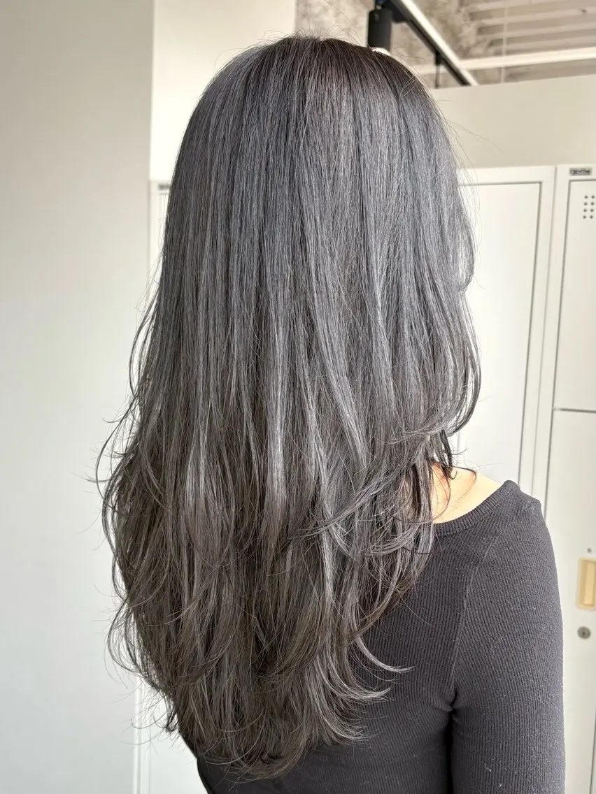 ロング 髪質改善 レイヤーカット トリートメント ヘアカラー トリートメント ERI ☆のヘアスタイル