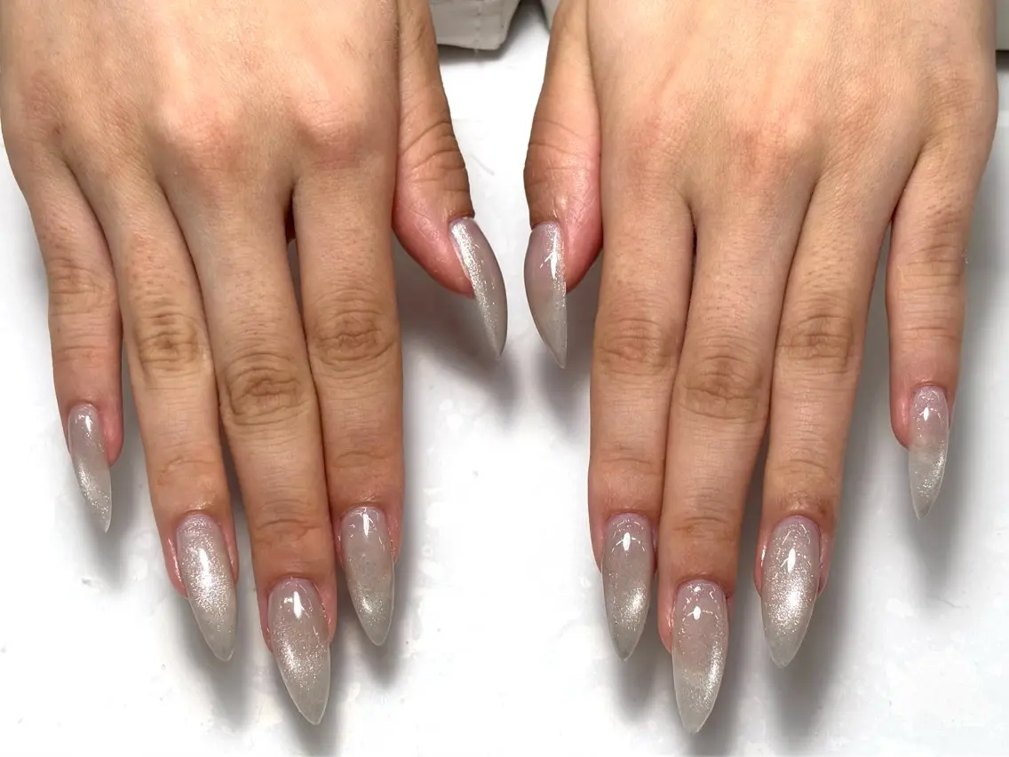ネイル PEEKABOO京橋 .Minoriのネイルデザイン