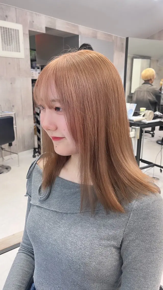 ミディアム カラー ハイトーン/ゆるふわ 🧚𖥔ׁTOMO♡のヘアスタイル