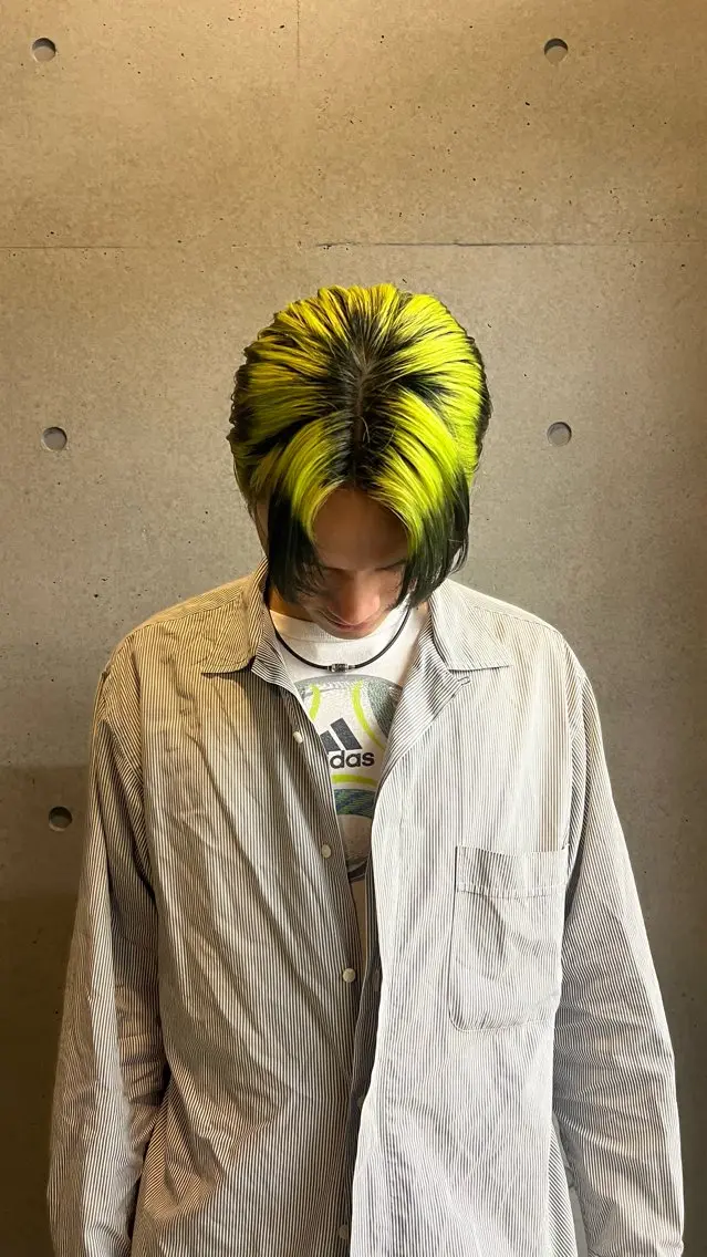 カラー デザインカラー ヘアカラー トリートメント ケアブリーチ特化 ハイトーンカラーのヘアスタイル