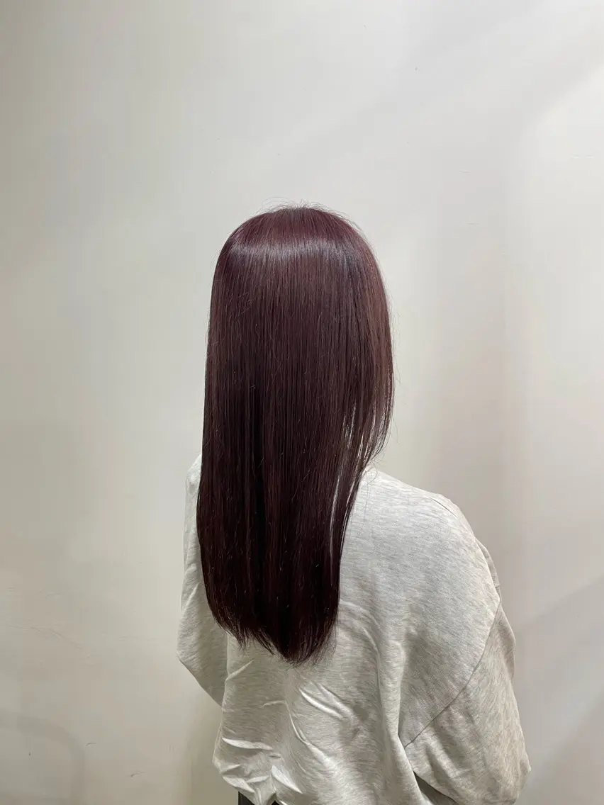 ロング ピンクブラウン オオシマ ミユのヘアスタイル