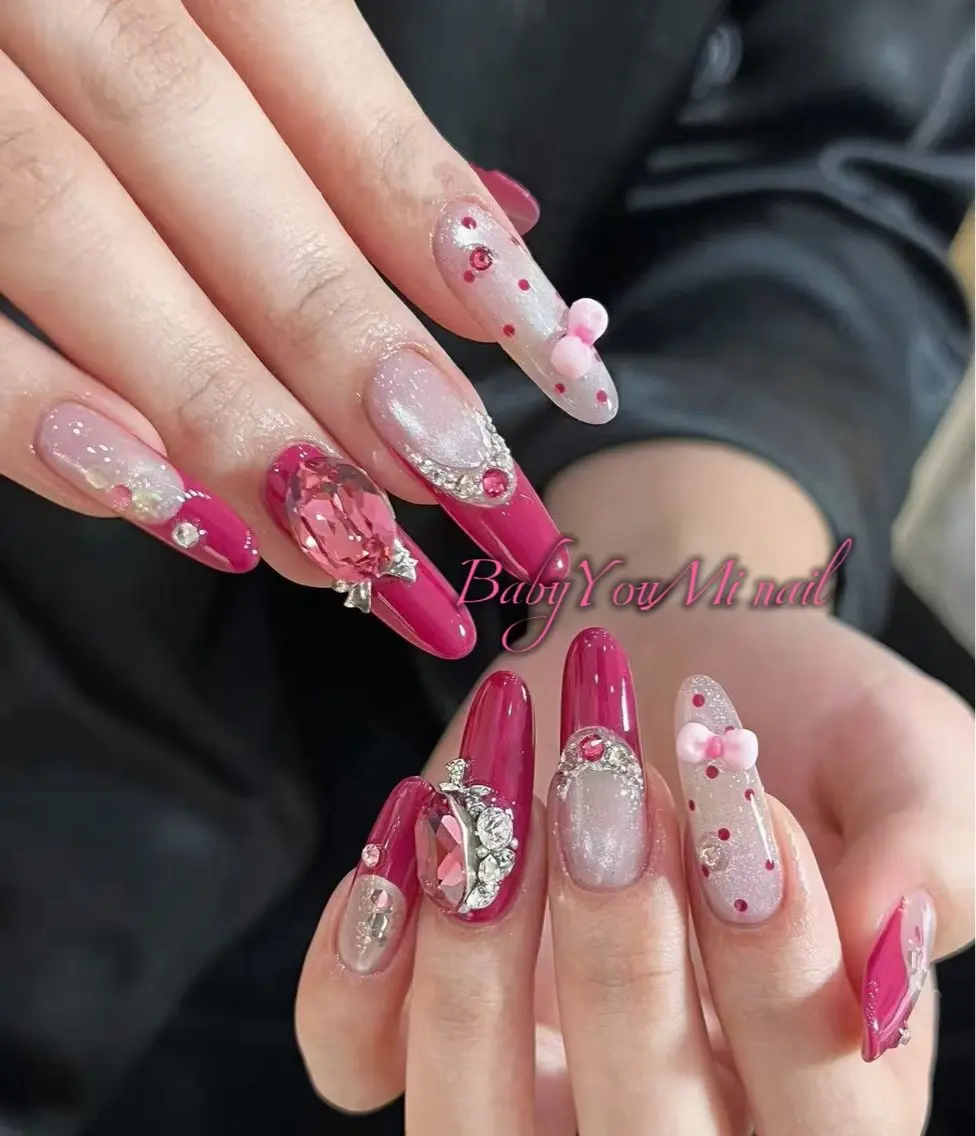 ネイル オーロラネイル フラワーネイル フットネイル フレンチネイル ジェルネイル ハンドネイル BabyYouMi nailのネイルデザイン