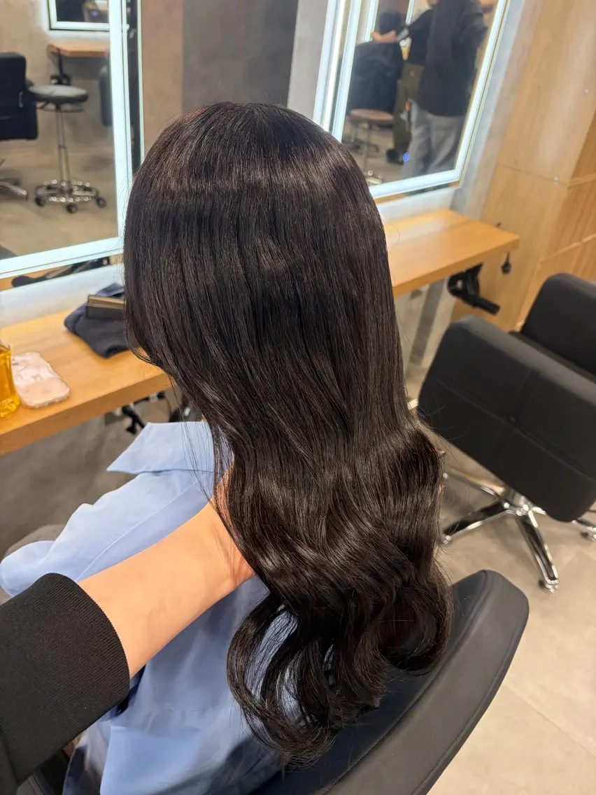 ロング ヘアカラー 透明感/韓国風 RENA🤎のヘアスタイル