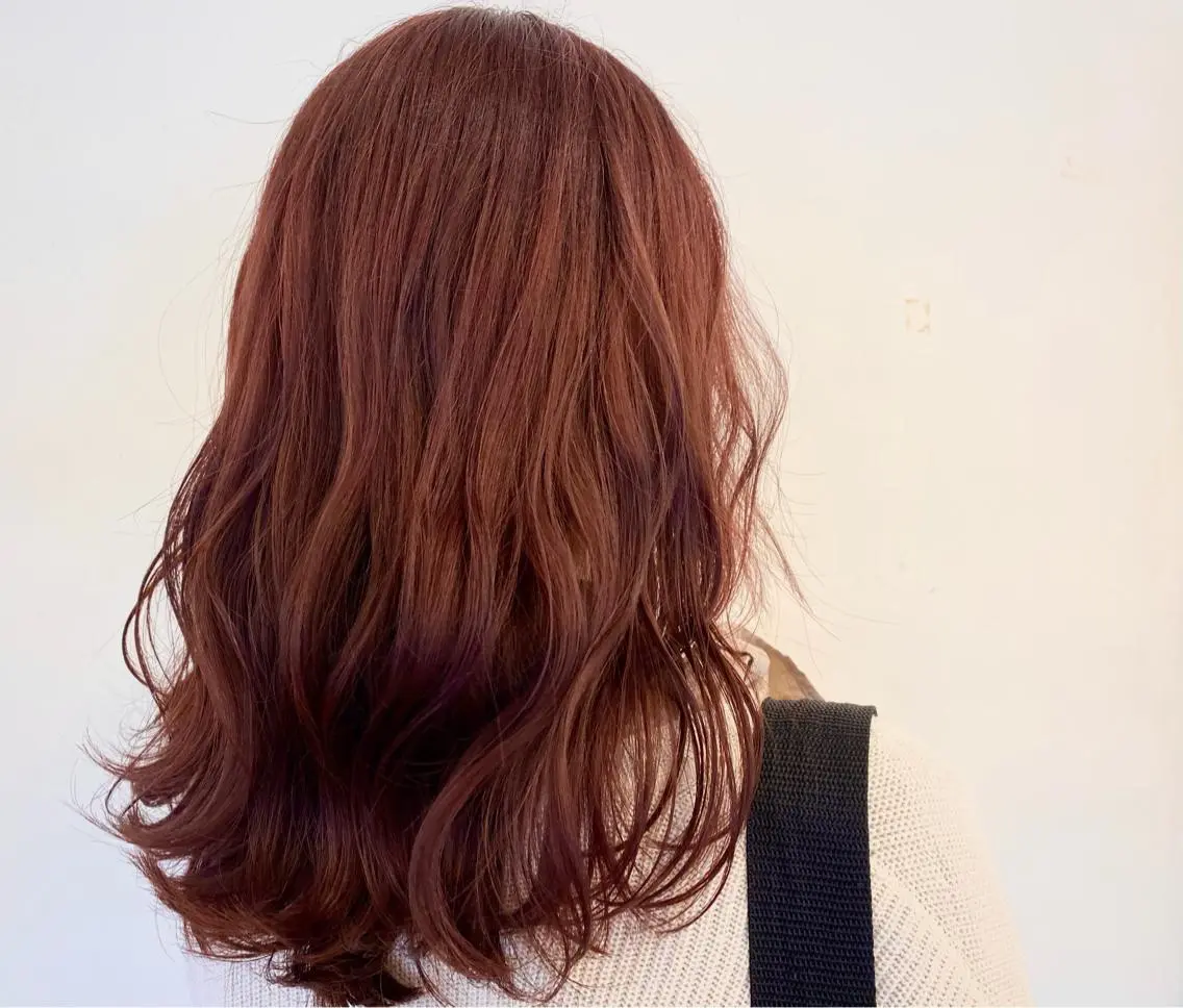 ミディアム カラー ブラウンカラー レッドカラー レッドブラウン Angelica／ WAKOのヘアスタイル