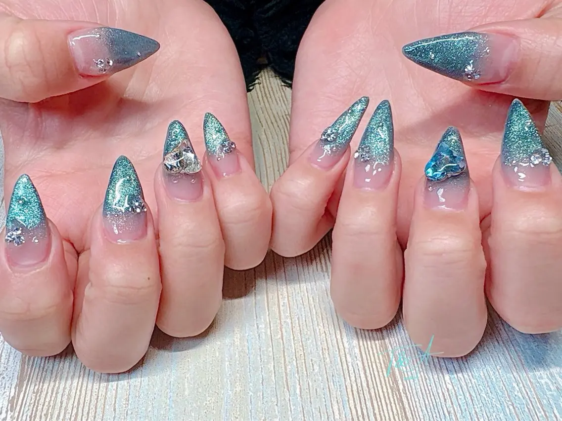 ネイル ブルー ジェルネイル グラデーション マグネットネイル スカルプネイル T&A nailのネイルデザイン