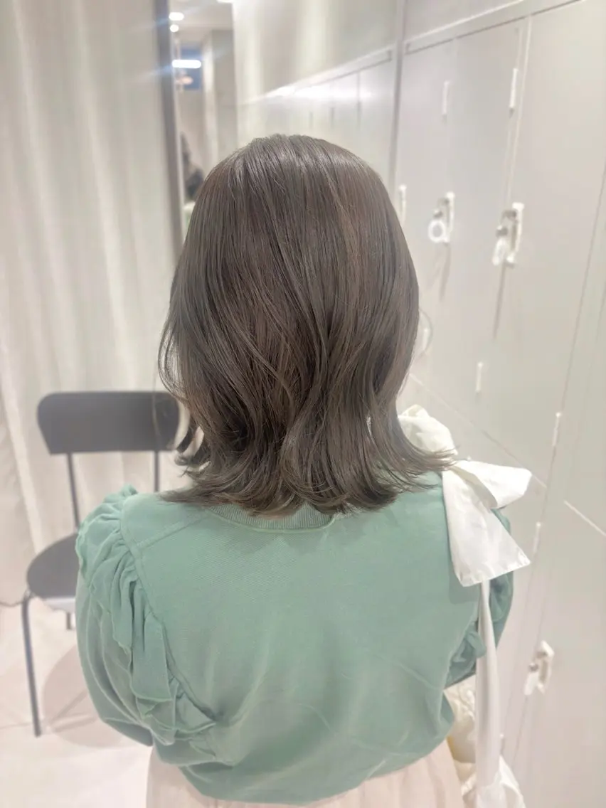 ショート 透明感カラー・レイヤ ー🎀amika🎀のヘアスタイル
