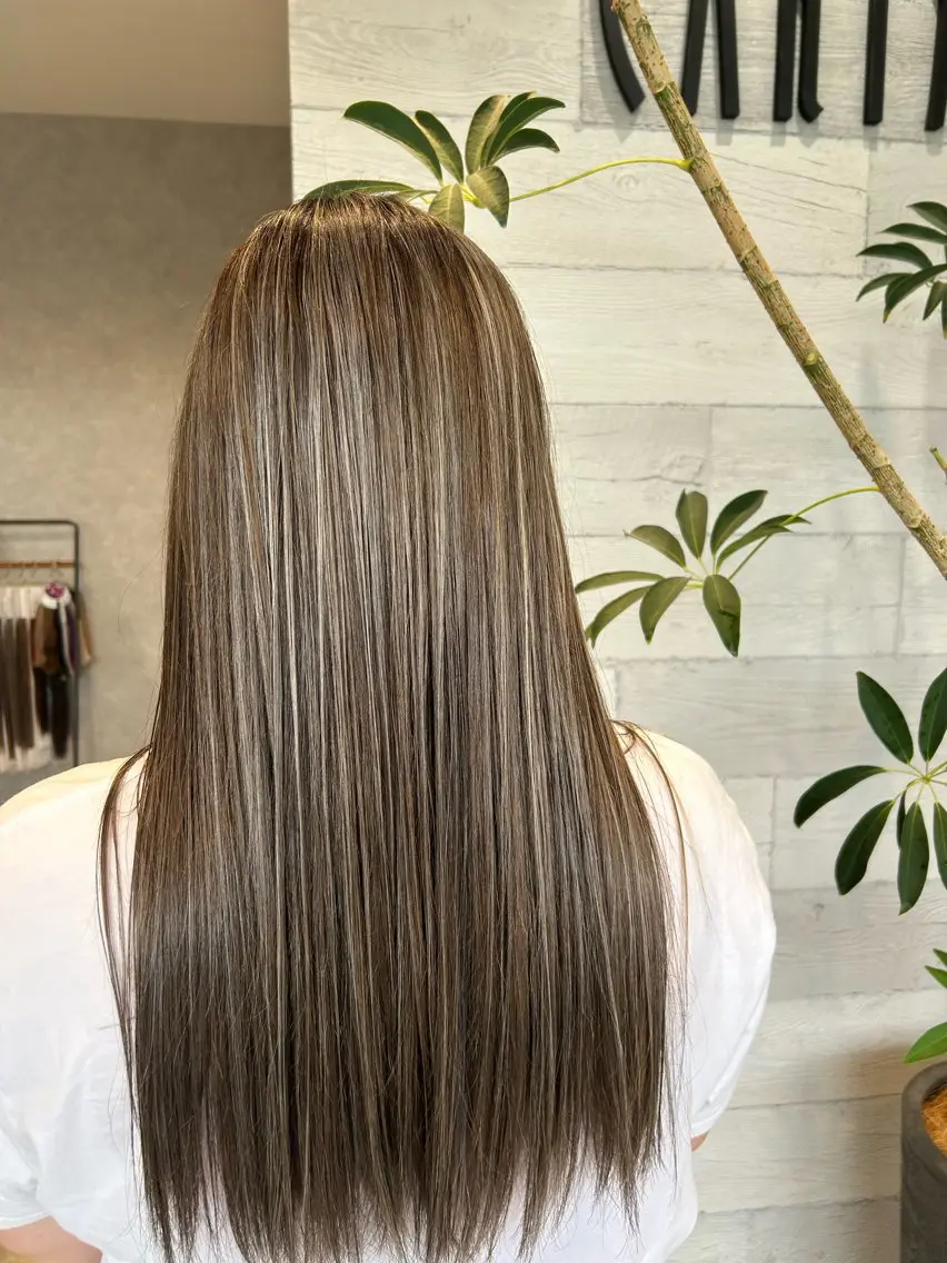 ロング カット ヘアカラー トリートメント 宮原 佳奈のヘアスタイル