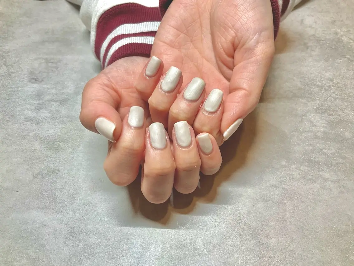 ネイル ホワイト ハンドネイル ごとう れいこのネイルデザイン