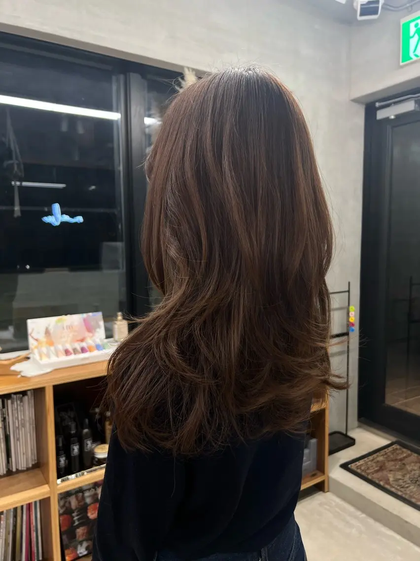 ロング カット サカモト ナオミのヘアスタイル