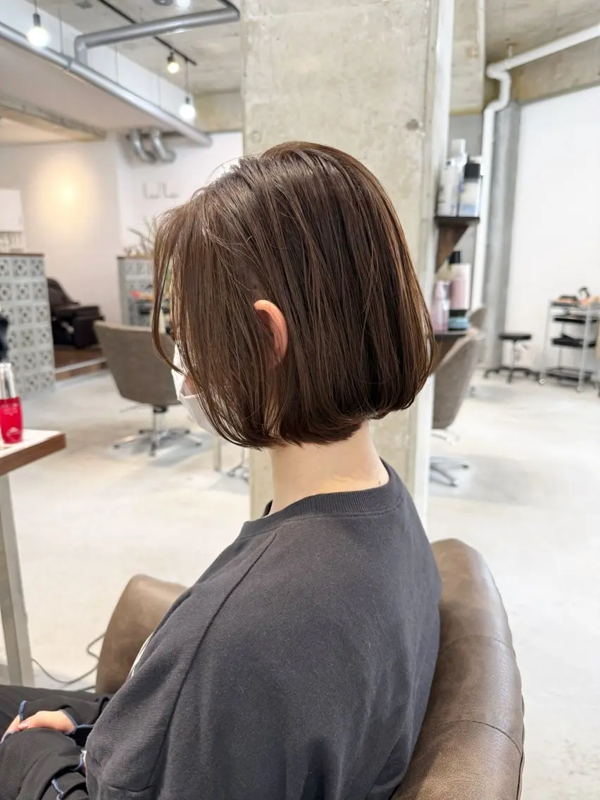 ショート カラー ブラウンカラー ボブ カット ヘアカラー トリートメント カイリ /レイヤーカットのヘアスタイル