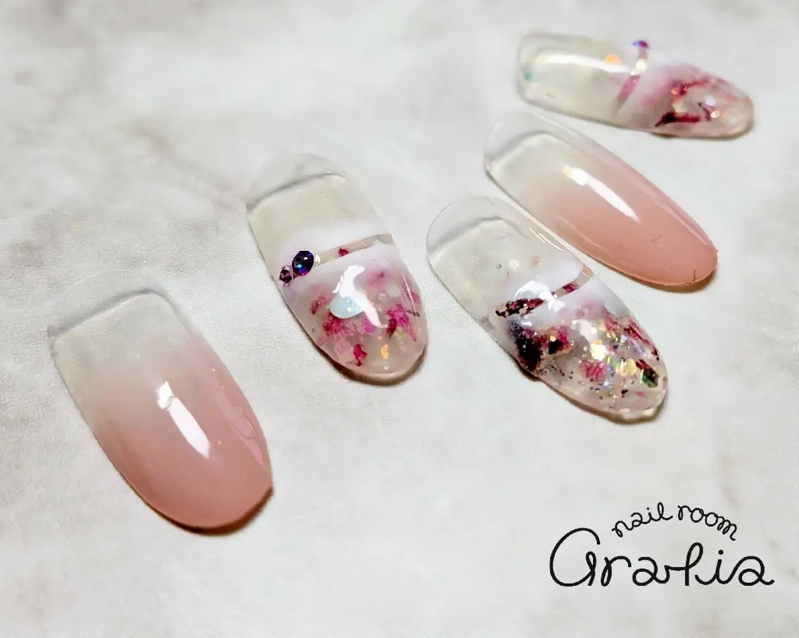 ネイル ハンドネイル gratia 中村のネイルデザイン