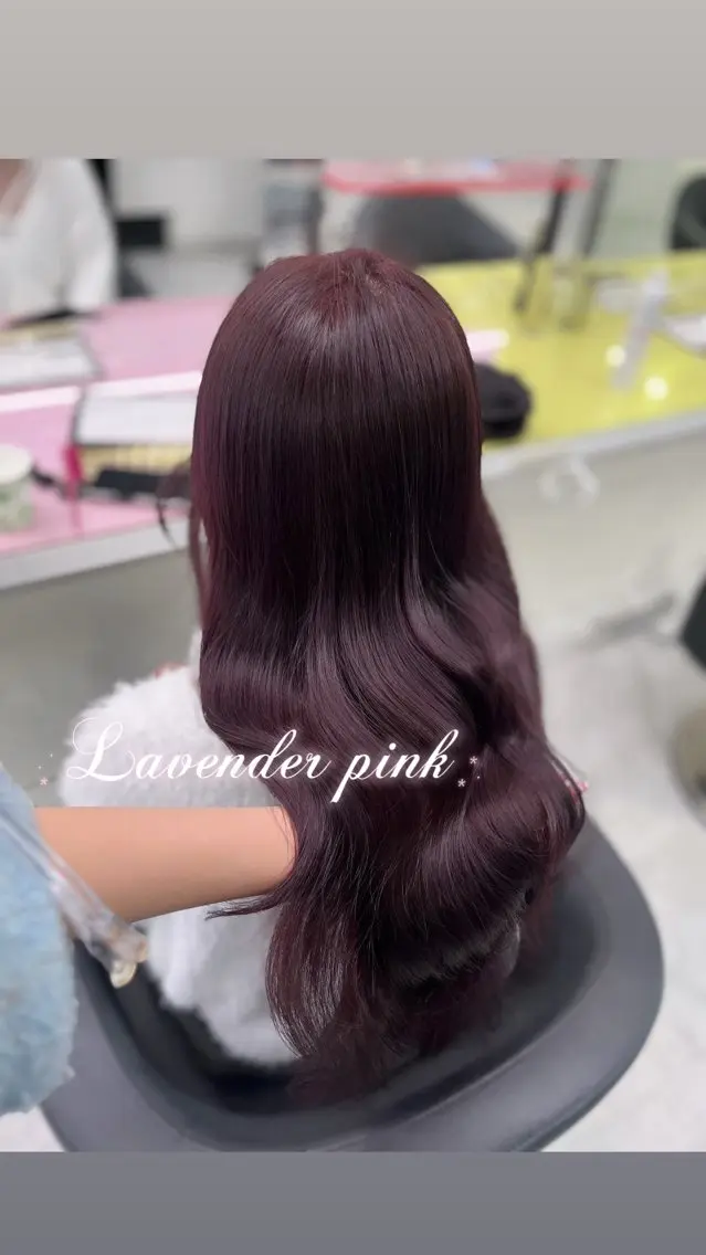 ロング カラー ヘアカラー トリートメント ヘアセット ガーリー♡女の子っぽ ヘア♡ピンクカラー♡のヘアスタイル