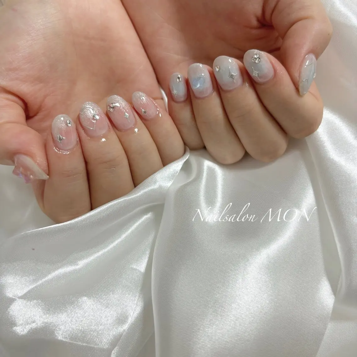 ネイル ストーンネイル ハンドネイル Nailsalon MONのネイルデザイン