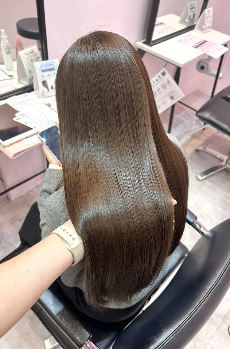 ロング ヘアカラー 透明感/艶カラー 💘Hanaのヘアスタイル
