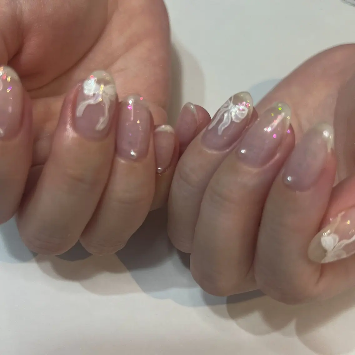 ネイル ハンドネイル nailsalon ULLのネイルデザイン