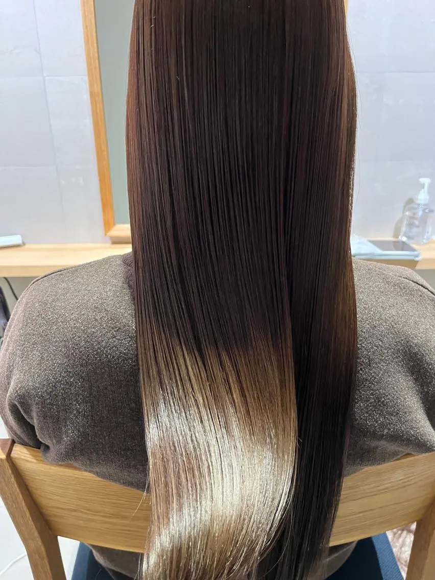 ミニモ限定⭐︎髪質改善ミネコラトリートメント+カット+カラーの写真
