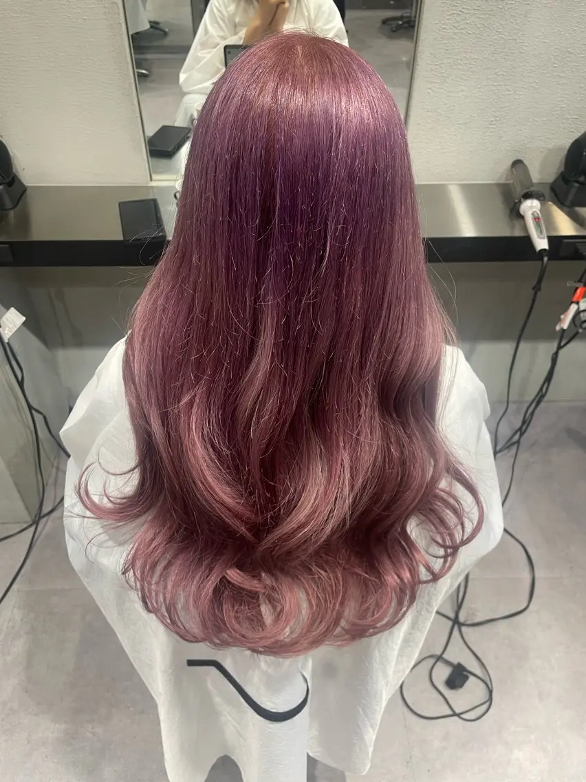 セミロング カラー パープルカラー 🌈ウルトワ水素 髪質改善naru🌈のヘアスタイル