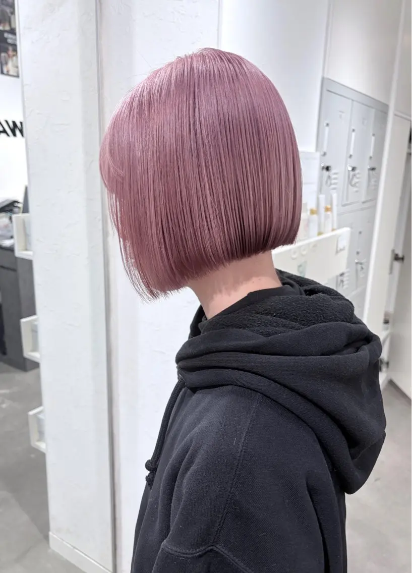 ショート ハイトーン/レイヤー /艶カラー🎀のヘアスタイル