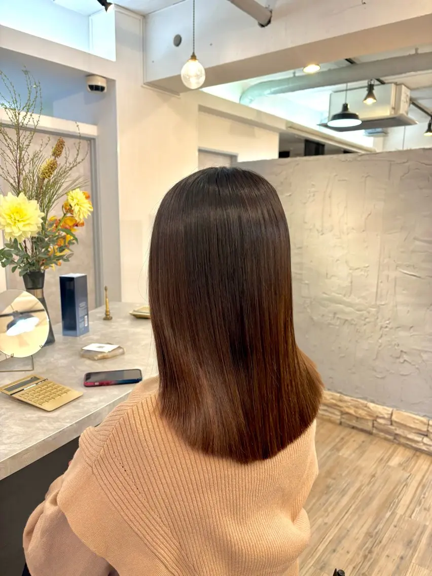 セミロング パーマ カット 縮毛矯正 トリートメント VISAGE ba.sk 金子詩帆のヘアスタイル
