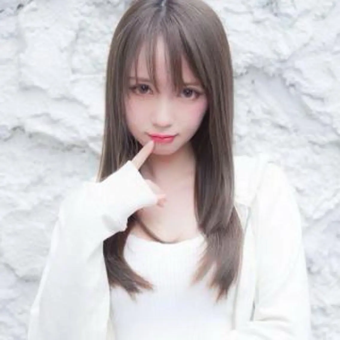 ロング HANA Hair Produceのヘアスタイル