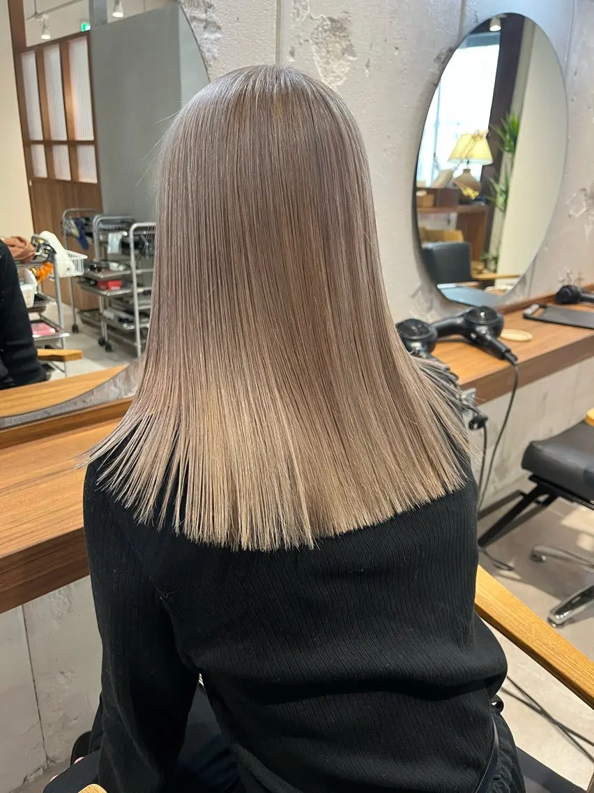 カラー ブリーチ ケアブリーチ 透明感カラー ハイトーンカラー イルミナカラー カット ヘアカラー トリートメント 🔥メンズ特化/ 奥野心太【副店長】のヘアスタイル