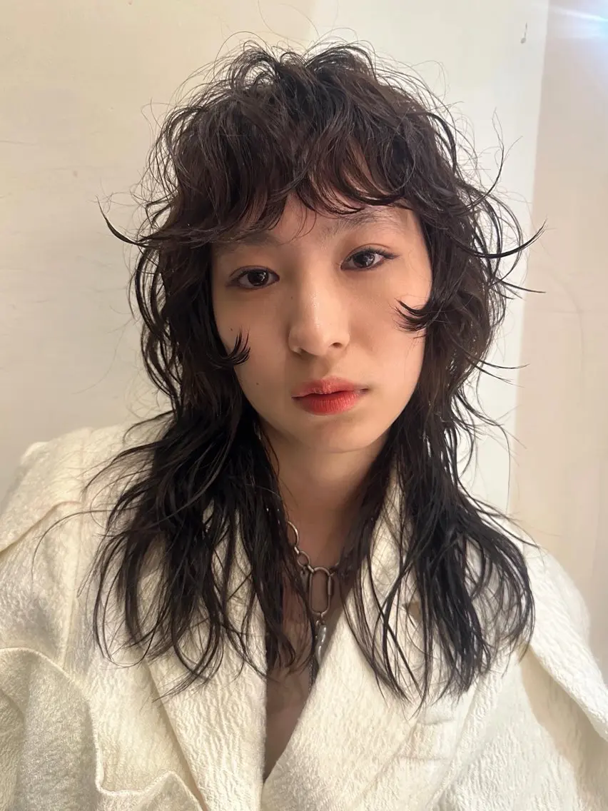 ミディアム パーマ ミディアムパーマ 顔周りカット 似合わせカット 菱田 宏哉のヘアスタイル